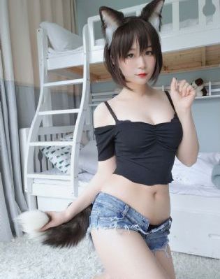 朱竹清被调教成肉奴1～5集