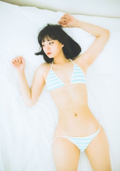 摇曳百合