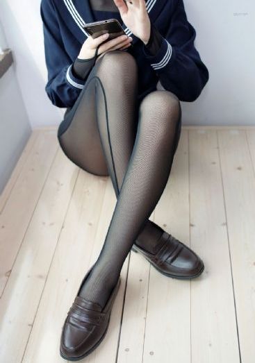 男生女生向前冲2024