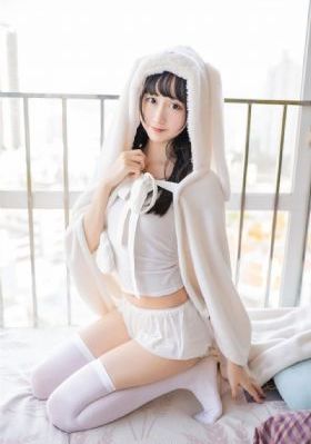 箱中女1