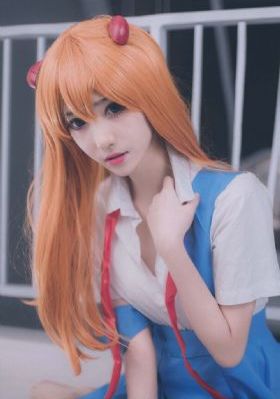 床上丽拉