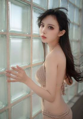 李自成把陈圆圆放在八仙桌前