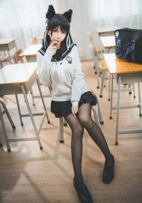 女厕三沟厕盗摄wc偷窥系列铁牛